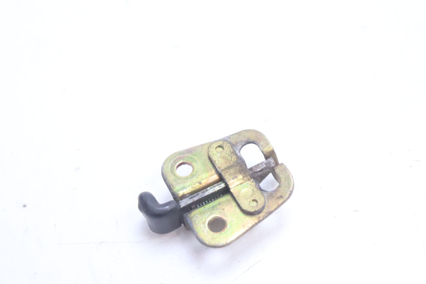 photo de SEAT LOCK SET YAMAHA YZF R GENESIS 750 (1993 - 1998) - Zoom on usage condition