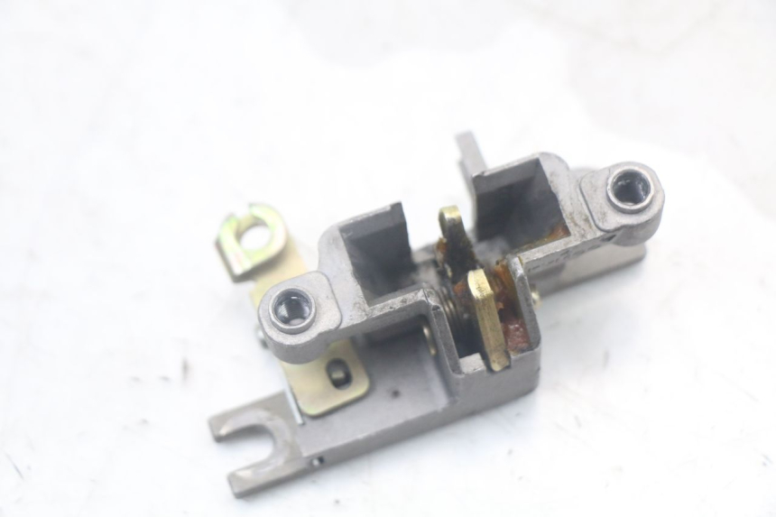 photo de SEAT LOCK KYMCO AGILITY 4T 50 (2018 - 2022) - Zoom on usage condition