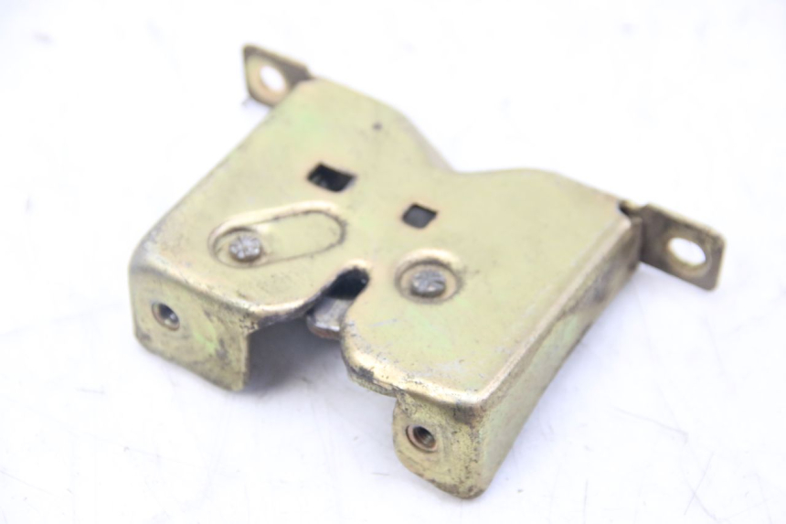 photo de SEAT LOCK PGO BIG MAX 50 (2001 - 2009) - Technical close-up