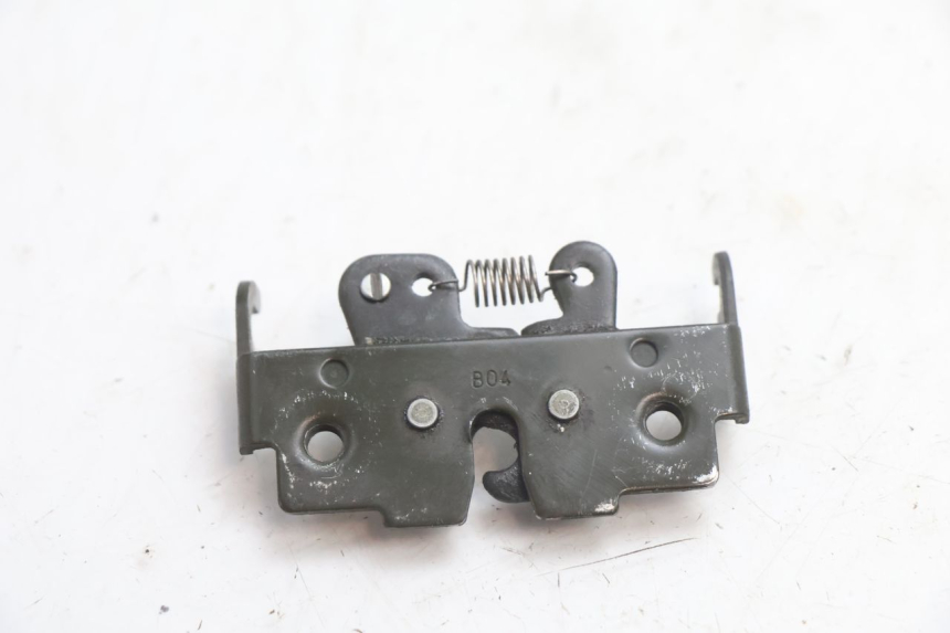 photo de SEAT LOCK MBK BOOSTER SPIRIT 50 (2004 - 2017) - Zoom on usage condition