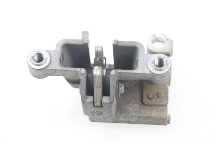 photo de SEAT LOCK YAMAHA BW'S BWS 125 (2010 - 2013) - Technical close-up