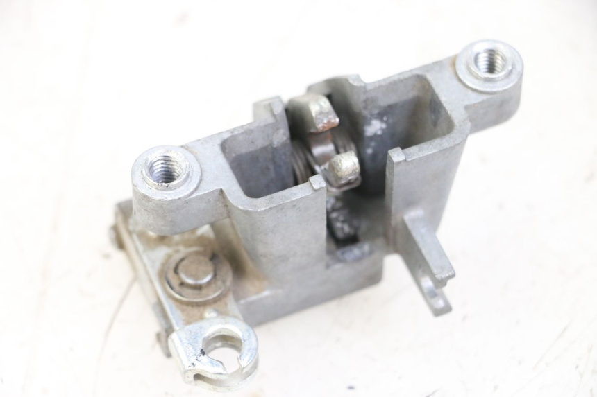 photo de SEAT LOCK YAMAHA BW'S BWS 125 (2010 - 2013) - Zoom on usage condition