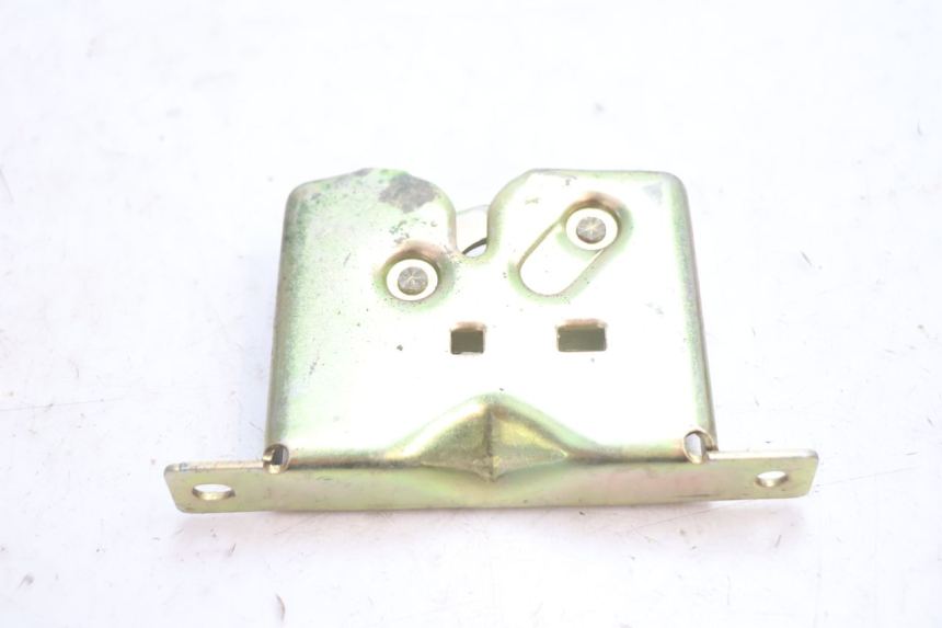 photo de SEAT LOCK SET TGB CITY RS 50 (2011 - 2016) - Zoom on usage condition
