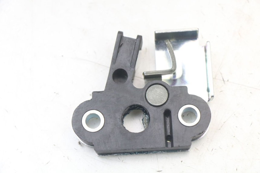 photo de SEAT LOCK SET ROYAL ENFIELD CONTINENTAL GT 650 (2019 - 2024) - Component detail