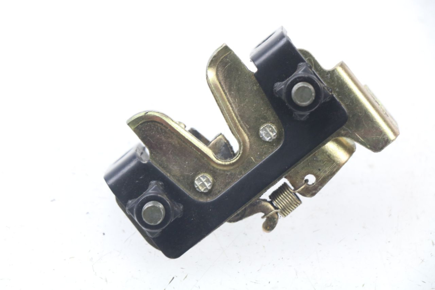 photo de SEAT LOCK SYM CROX 4T 50 (2016 - 2023) - Zoom on usage condition