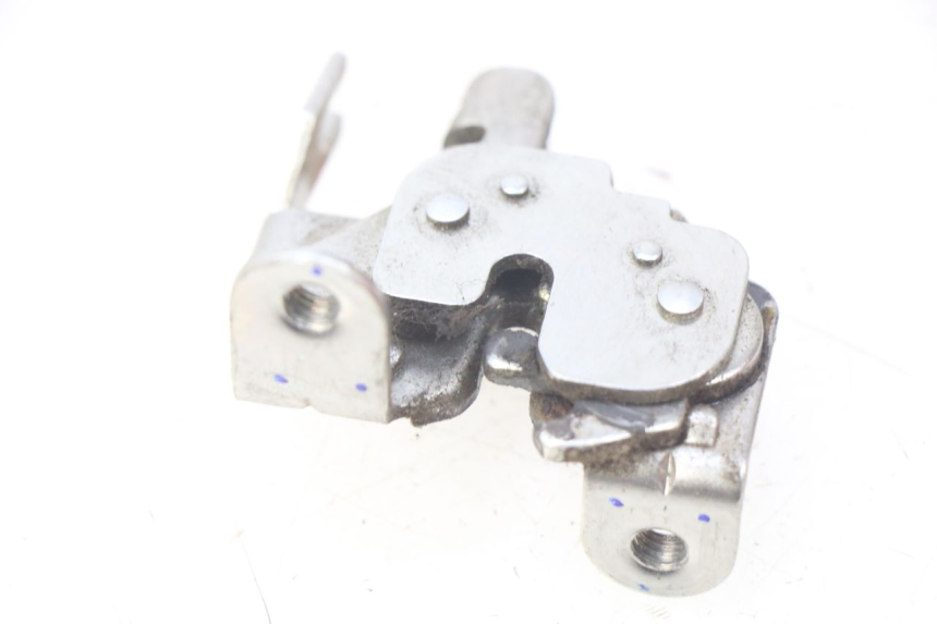 photo de SEAT LOCK YAMAHA D'ELIGHT DELIGHT 115 (2013 - 2017) - Component detail
