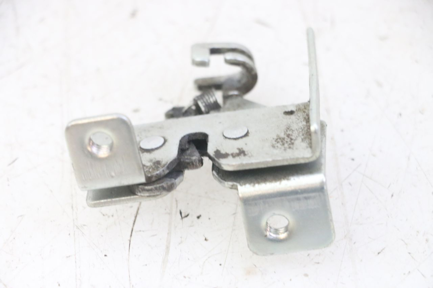 photo de SEAT LOCK VENESI FLY RETRO 4T 50 (2020 - 2025) - Alternative perspective