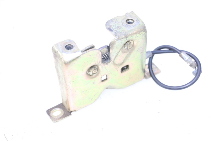 photo de SEAT LOCK SET KEEWAY FOCUS 50 (2006 - 2009) - Technical close-up