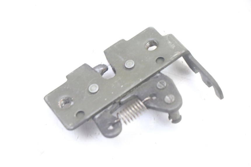 photo de SEAT LOCK SET GILERA NEXUS 300 (2008 - 2013) - Alternative perspective