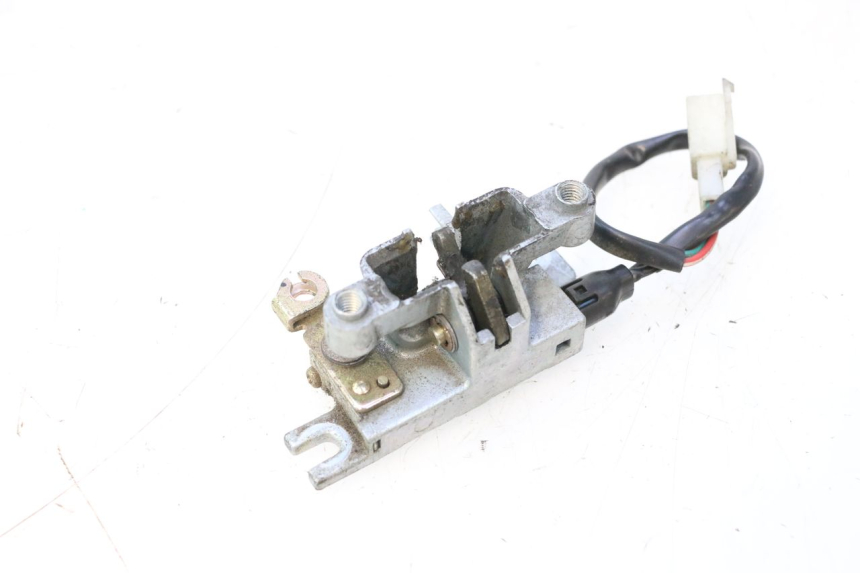 photo de SEAT LOCK SET KYMCO GRAND DINK 125 (2008 - 2014) - Alternative perspective