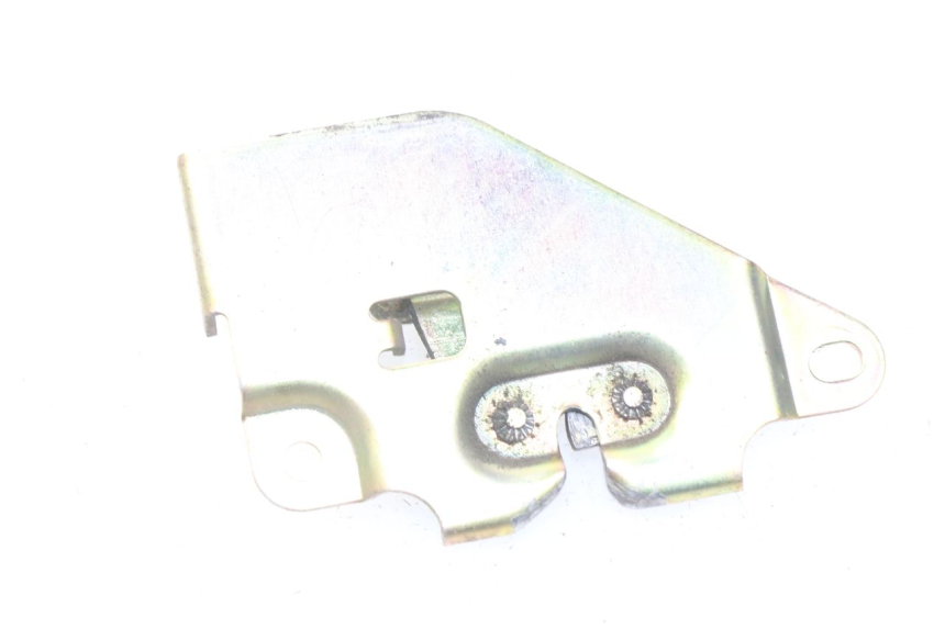 photo de SEAT LOCK SET SYM JOYMAX 250 (2013 - 2017) - Zoom on usage condition