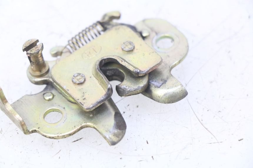 photo de SEAT LOCK PEUGEOT KISBEE 4T 50 (2010 - 2017) - Component detail