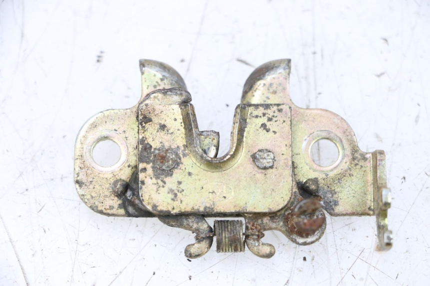 photo de SEAT LOCK PEUGEOT KISBEE 4T 50 (2010 - 2017) - Product overview