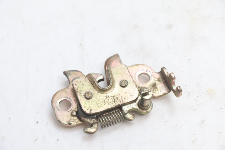 photo de SEAT LOCK PEUGEOT KISBEE 4T 50 (2010 - 2017) - Component detail