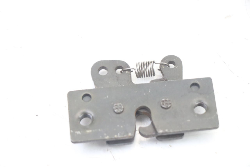 photo de SEAT LOCK SET LIGIER PULSE 3 1 (2014 - 2020) - Zoom on usage condition