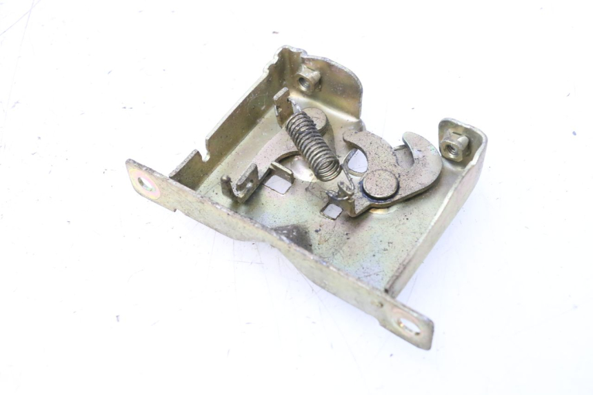 photo de SEAT LOCK SET KEEWAY MATRIX RX9 125 (2006 - 2007) - Component detail