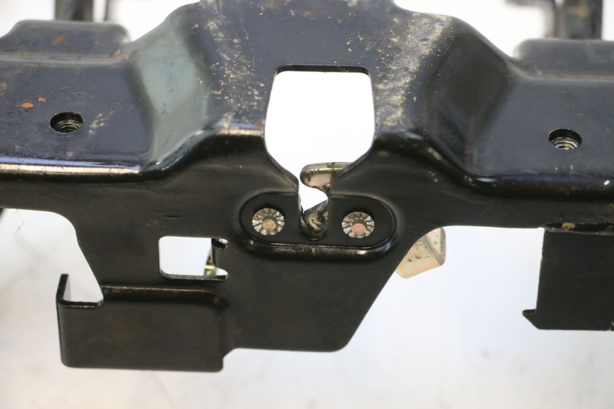 photo de SEAT LOCK SYM MIO 50 (2005 - 2010) - Component detail