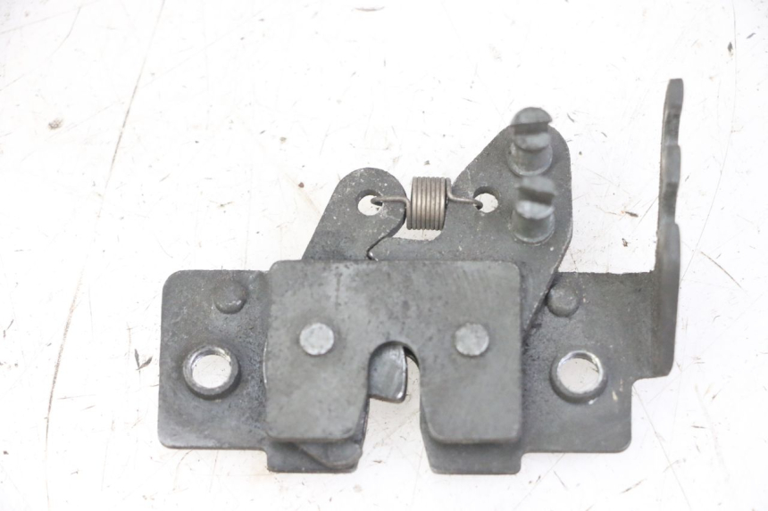 photo de SEAT LOCK PIAGGIO MP3 LT 400 (2007 - 2012) - Main view