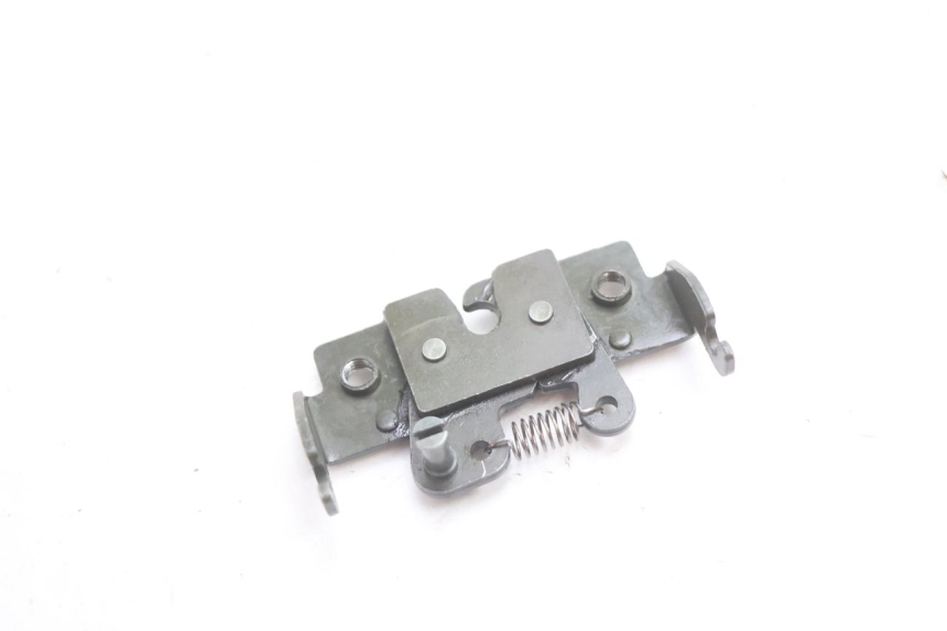 photo de SEAT LOCK PIAGGIO MP3 LT 300 (2010 - 2016) - Component detail
