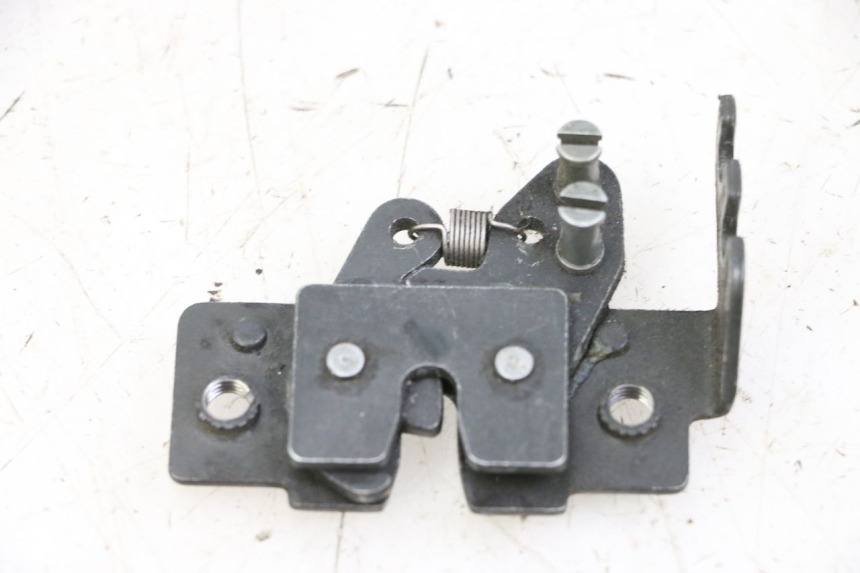 photo de SEAT LOCK SET PIAGGIO MP3 500 (2014 - 2017) - Alternative perspective