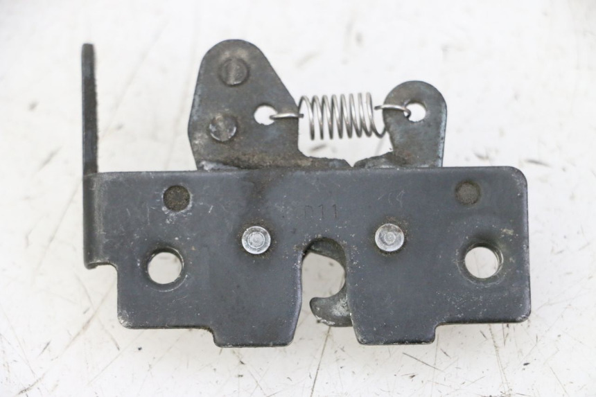 photo de SEAT LOCK PIAGGIO MP3 500 (2011 - 2015) - Zoom on usage condition