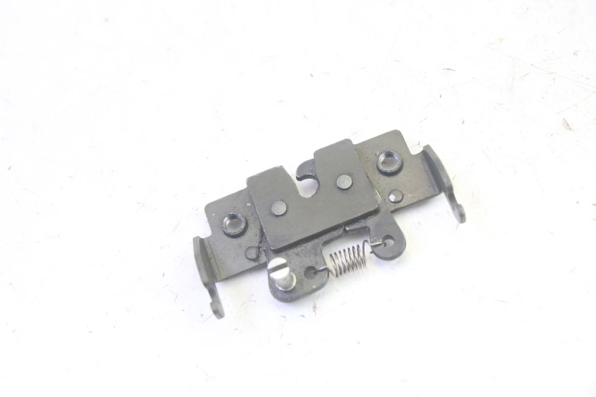 photo de SEAT LOCK SET PIAGGIO MP3 RL 250 (2006 - 2010) - Component detail