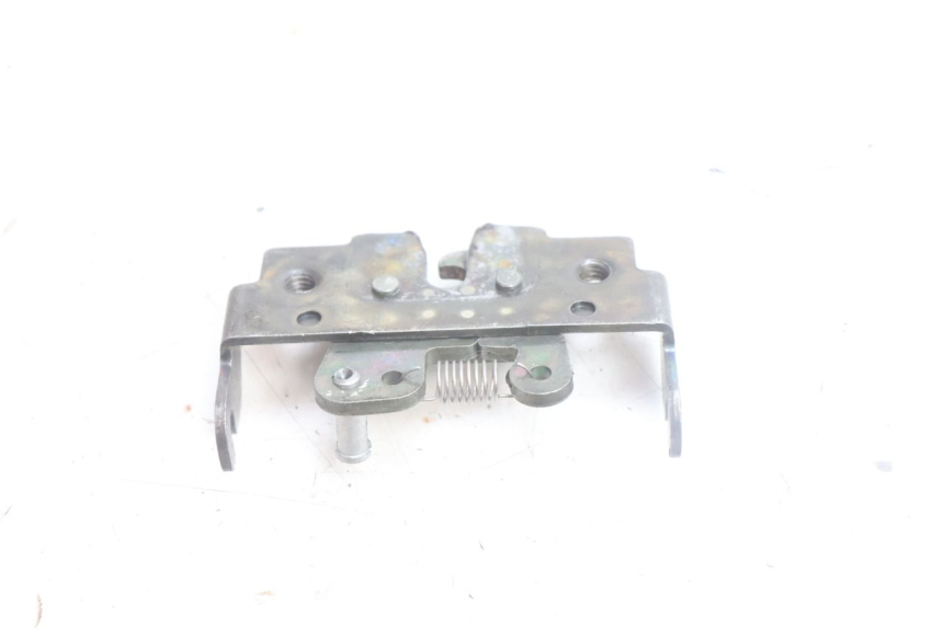 photo de SEAT LOCK SET YAMAHA NEO'S NEOS 2T 50 (1998 - 2007) - Alternative perspective