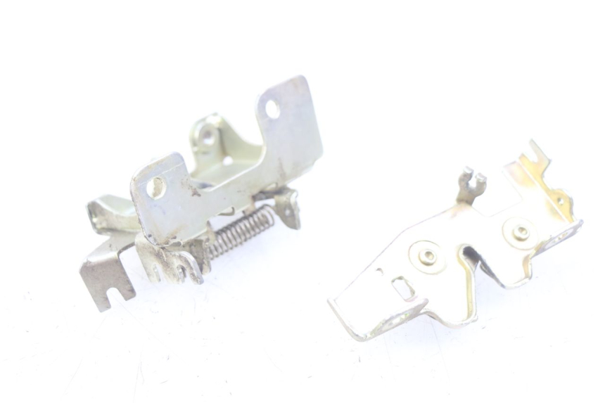 photo de SEAT LOCK SELECT UP OCTALIS 125 (2007 - 2012) - Component detail