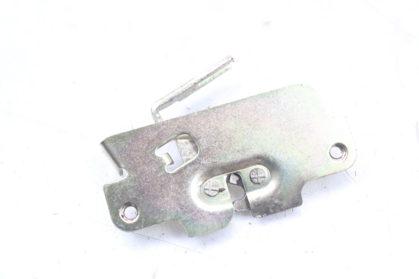 photo de SEAT LOCK SET PEUGEOT BELVILLE 125 (2017 - 2021) - Alternative perspective