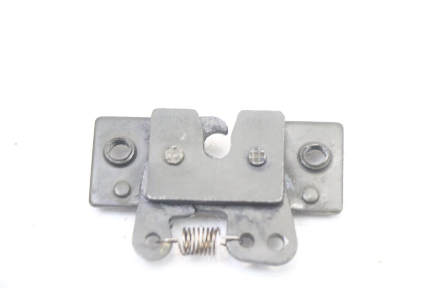 photo de SEAT LOCK SET PEUGEOT TREKKER TKR 50 (2005 - 2014) - Component detail