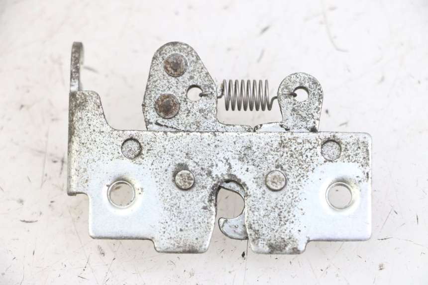 photo de SEAT LOCK PIAGGIO MP3 125 (2006 - 2014) - Zoom on usage condition