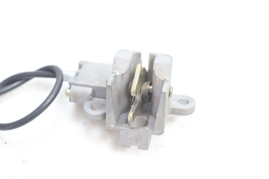 photo de SEAT LOCK TNT MOTOR ROMA 12' 2T 50 (2007 - 2018) - Component detail