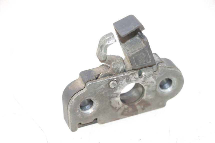 photo de SEAT LOCK SET MZ RT 125 (2000 - 2008) - Zoom on usage condition