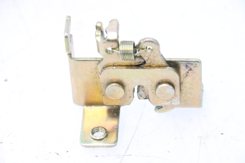 photo de SEAT LOCK SET BAIKU SAKURA 1 (2021 - 2025) - Alternative perspective
