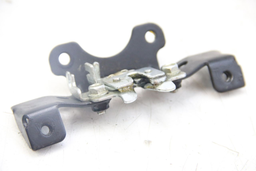 photo de SEAT LOCK JM MOTORS SANTANA 50 (2014 - 2023) - Zoom on usage condition