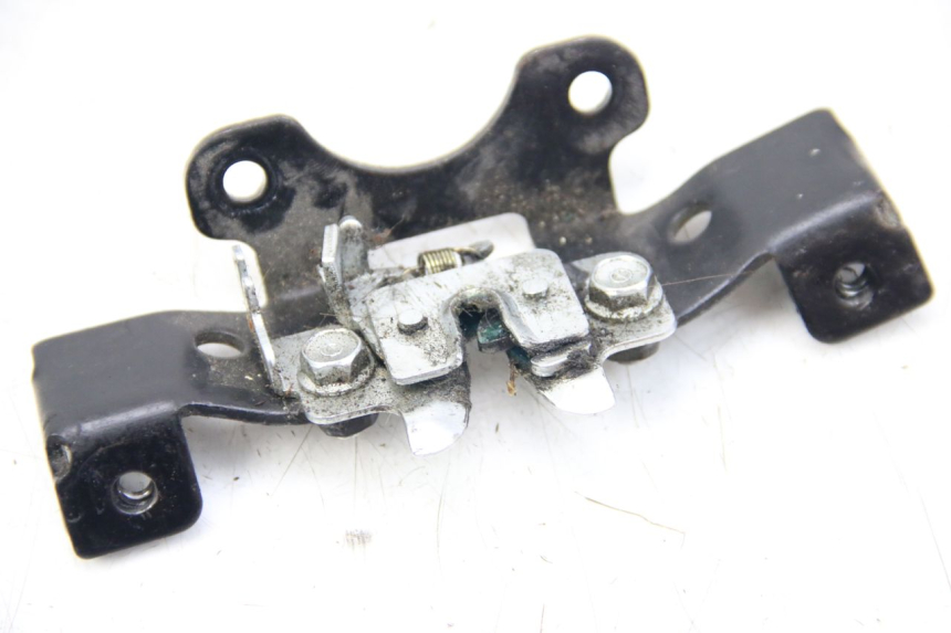 photo de SEAT LOCK JM MOTORS SANTANA 50 (2014 - 2023) - Component detail