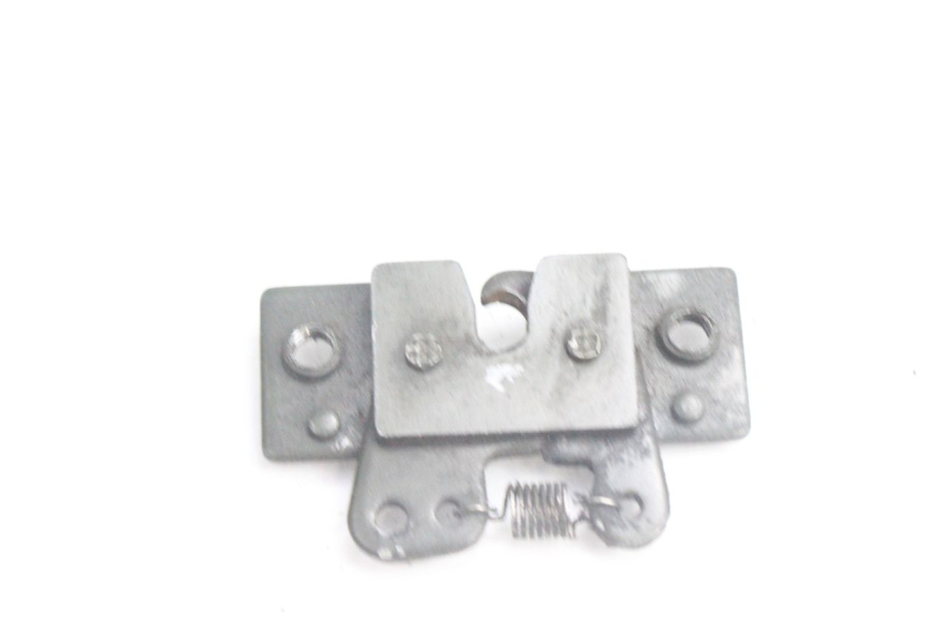 photo de SEAT LOCK PEUGEOT SATELIS 125 (2006 - 2009) - Component detail