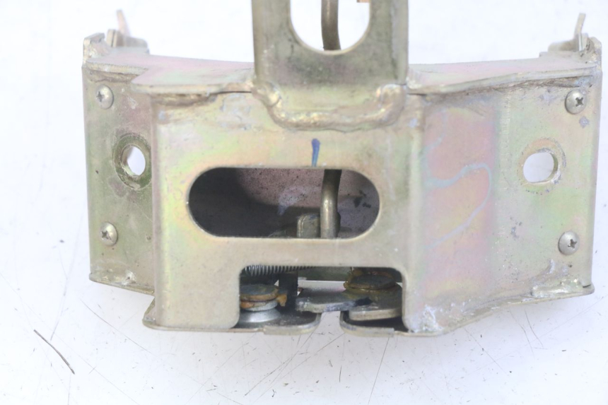photo de SEAT LOCK HONDA SCV LEAD 100 (2003 - 2007) - Zoom on usage condition