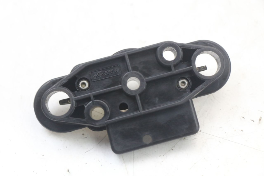 photo de SEAT LOCK SET SUZUKI GS F 500 (2004 - 2007) - Alternative perspective
