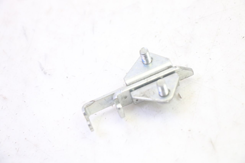 photo de SEAT LOCK SET YAMAHA TDM ABS 900 (2002 - 2014) - Zoom on usage condition