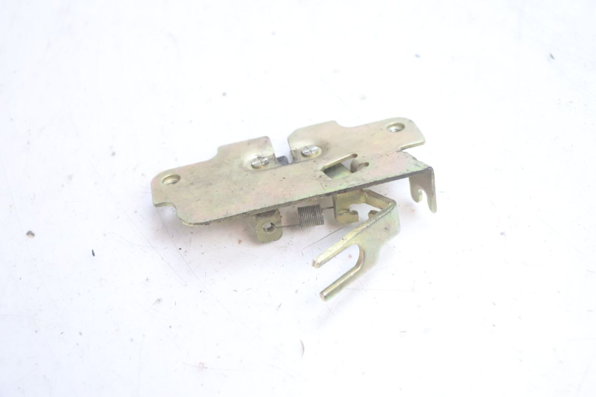 photo de SEAT LOCK PEUGEOT TWEET 4T 50 (2018 - 2022) - Zoom on usage condition