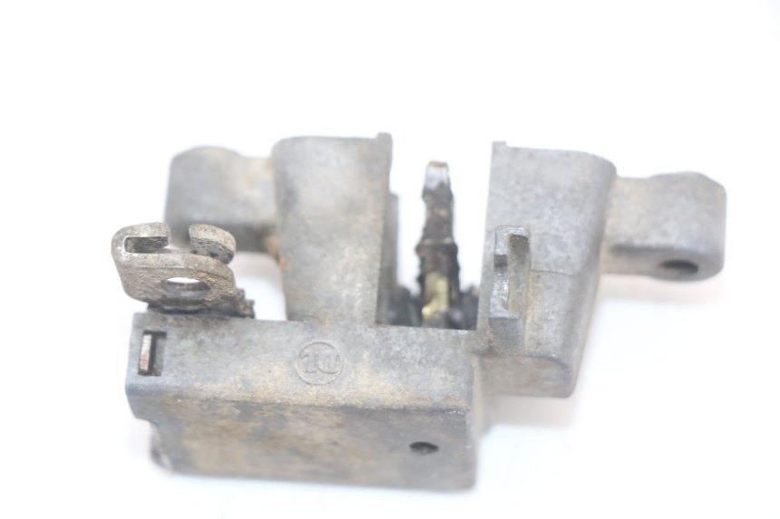 photo de SEAT LOCK SET KEEWAY TX 50 (2008 - 2015) - Zoom on usage condition