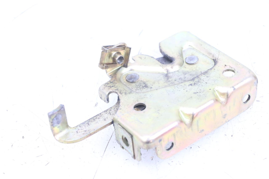 photo de SEAT LOCK PIAGGIO TYPHOON 80 (1994 - 1997) - Component detail