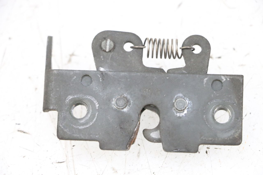 photo de SEAT LOCK SET PIAGGIO VESPA GTS SUPER IE 125 (2009 - 2016) - Zoom on usage condition