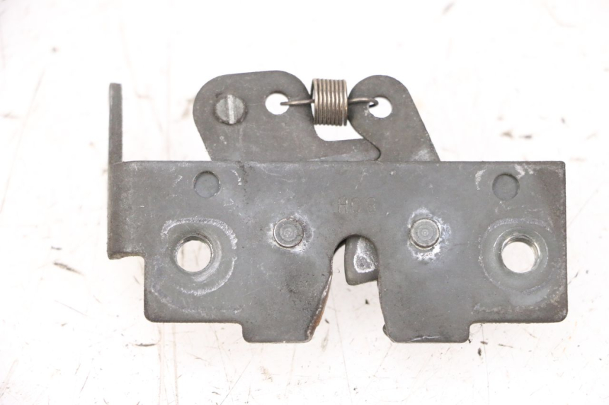 photo de SEAT LOCK SET PIAGGIO VESPA GTS SUPER IE 125 (2009 - 2016) - Alternative perspective