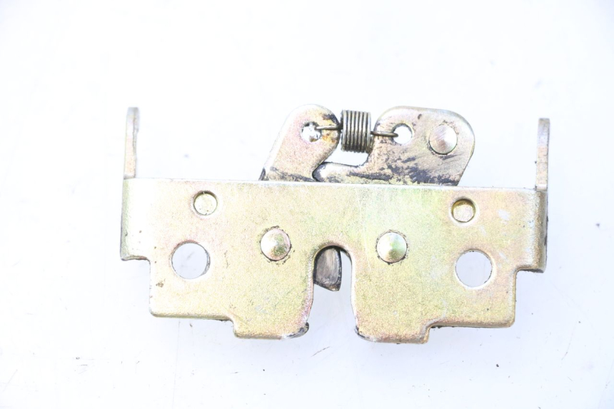 photo de SEAT LOCK PEUGEOT VIVACITY NEW 2T 50 (2008 - 2017) - Zoom on usage condition