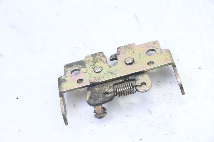 photo de SEAT LOCK PEUGEOT VIVACITY NEW 4T 50 (2008 - 2017) - Alternative perspective