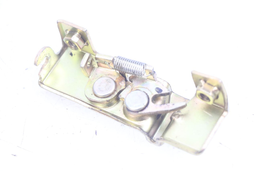 photo de SEAT LOCK DAELIM VJ ROADWIN FI 125 (2008 - 2017) - Main view