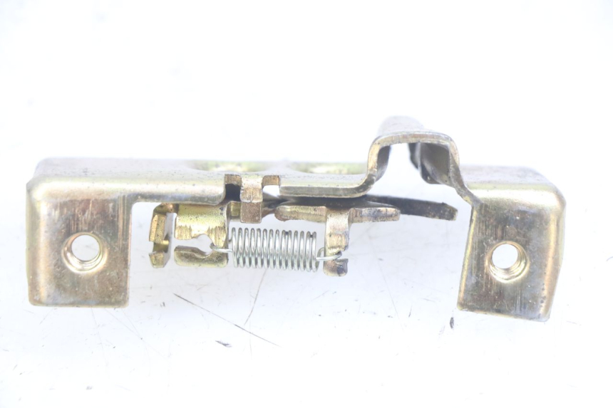 photo de SEAT LOCK DAELIM VJ ROADWIN FI 125 (2008 - 2017) - Component detail