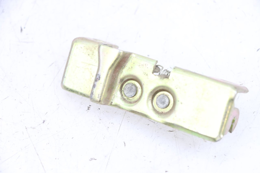 photo de SEAT LOCK DAELIM VJ ROADWIN FI 125 (2008 - 2017) - Component detail